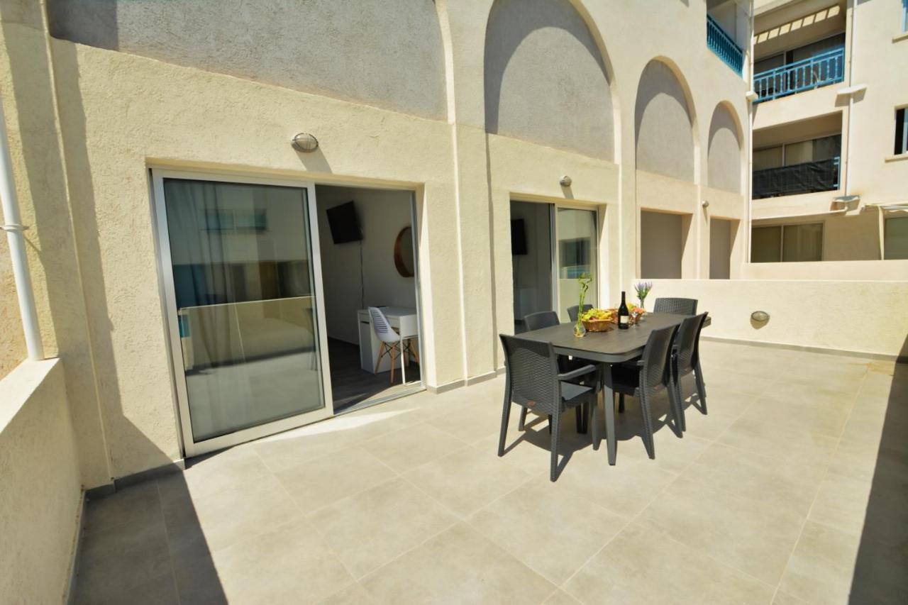 Myhome Delux, 3 Bedroom With Pool Appartement Ayía Nápa