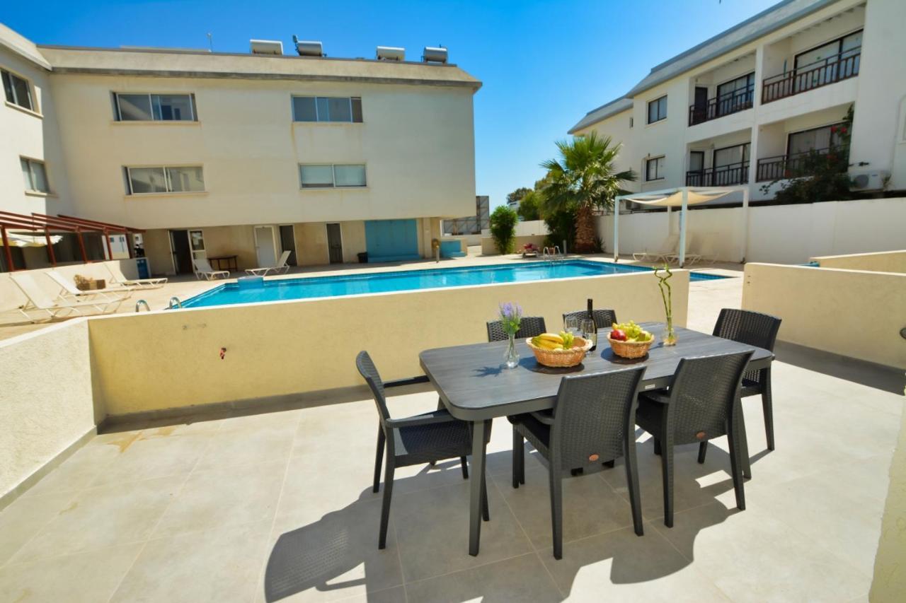 Myhome Delux, 3 Bedroom With Pool Appartement